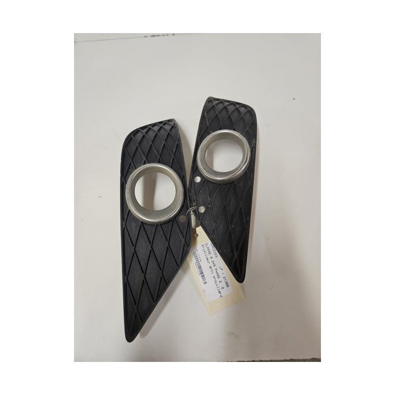 Enjoliveur Anti Brouillard Mercedes Classe B 245 Phase 2 (1)